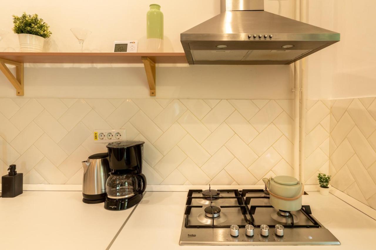 Ideal Stay: Spacious 2Br Apt Near Calea Victoriei Bukares Bagian luar foto
